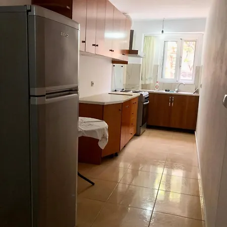 Apartment Avra